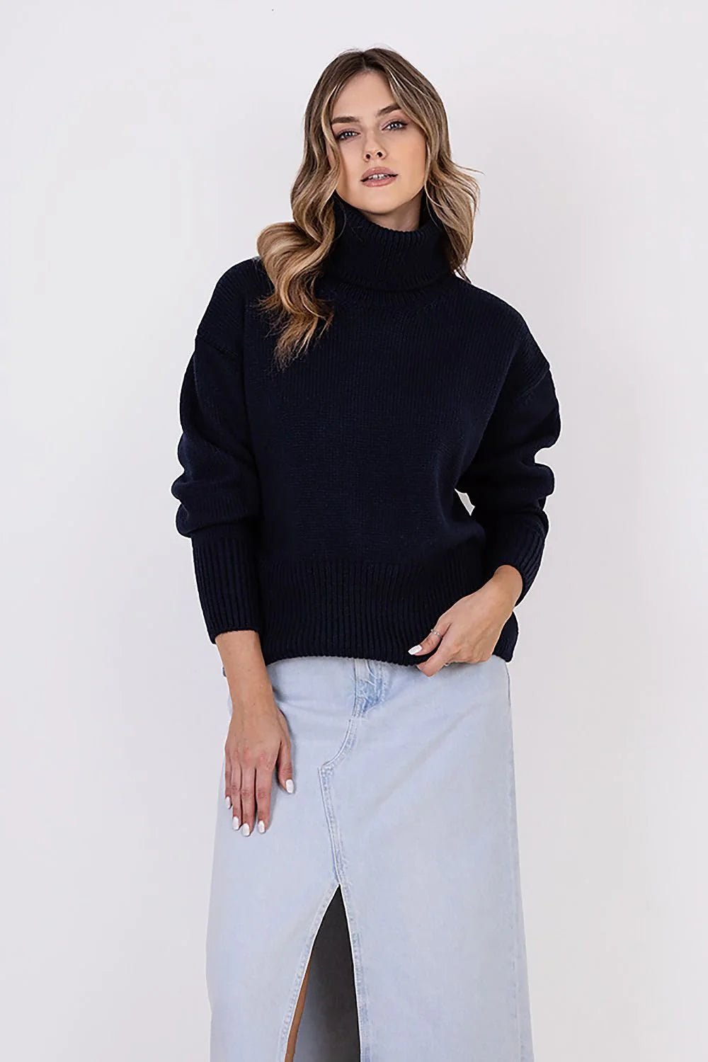 Turtleneck Sweater Model 187211 MKM