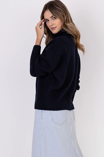 Turtleneck Sweater Model 187211 MKM